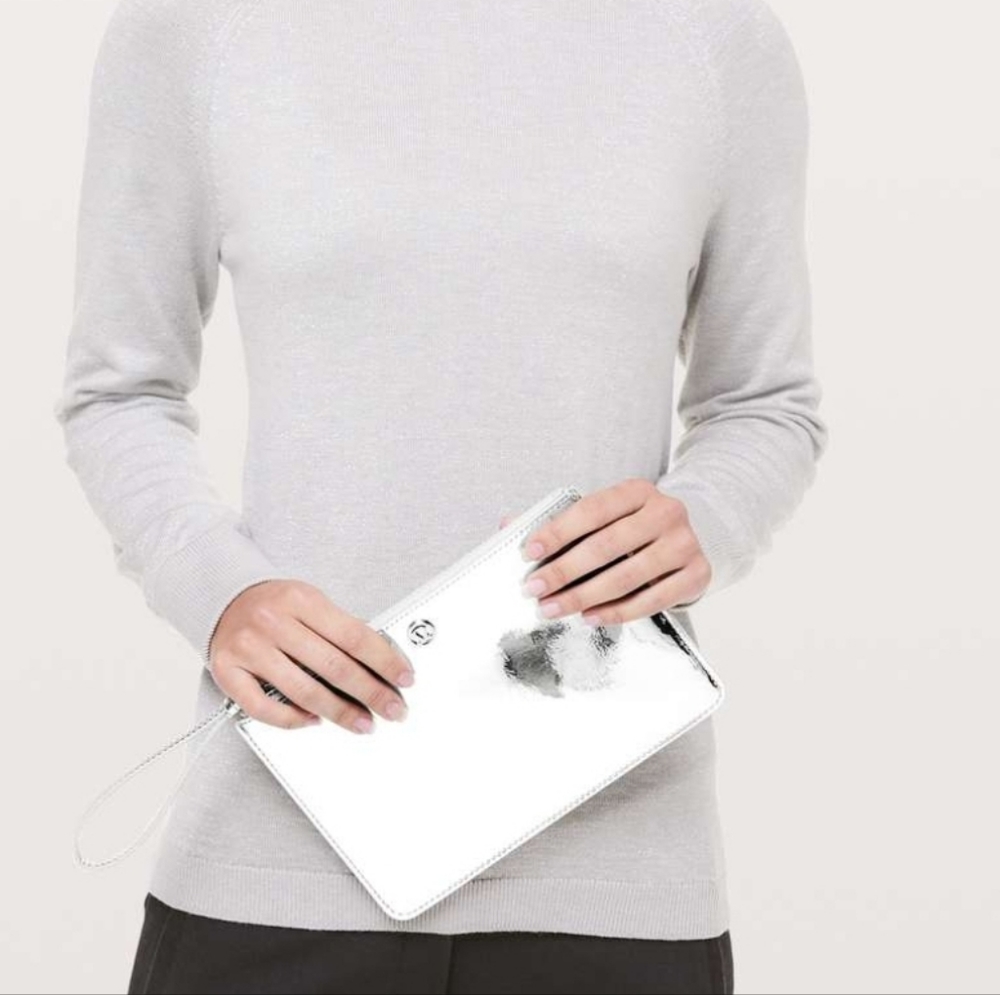 Lululemon silver GOODY BAG